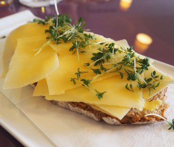 Frühstück im Daniel Moser's Cottage in Wien