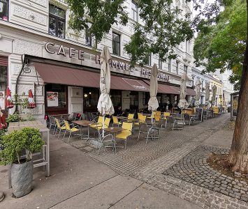 Frühstück im Café Hummel in Wien