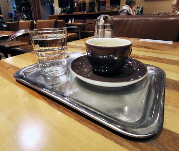 Frühstück im Café Hummel in Wien