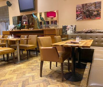 Frühstück im Café Hummel in Wien