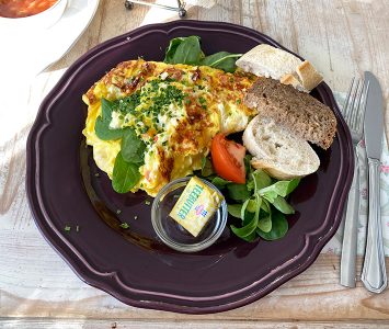 Frühstück im Little Britain in Wien