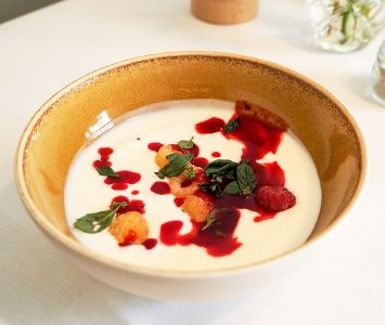 Frühstück in der Floh Gastwirtschaft in Langenlebarn