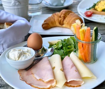 Frühstück im Café Francais im Wien