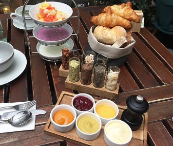 Frühstück im Tian Bistro in Wien