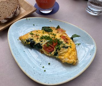 Frühstück im Joma in Wien