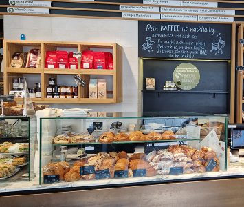 Frühstück in der Bäckerei Felzl in Wien