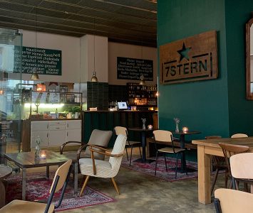 Frühstück im Café 7* in Wien