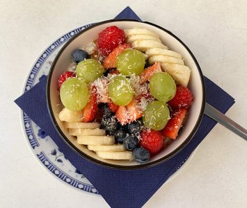 Frühstück im Café in der Burggasse 24 in Wien