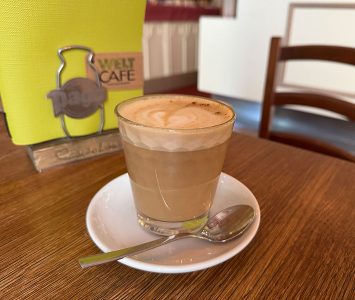 Frühstück im Weltcafé in Wien