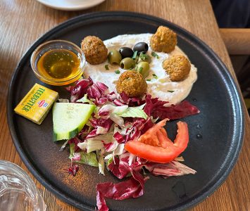 Frühstück im Weltcafé in Wien