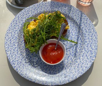 Frühstück im Motto am Fluss in Wien