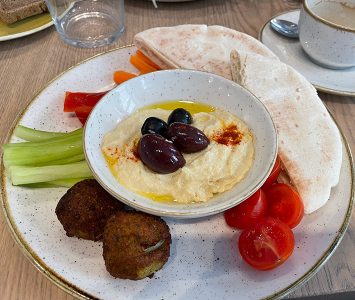 Frühstück im Café Telegraph in Wien