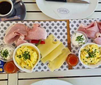 Frühstück in der Meierei Diglas im Türkenschanzpark in Wien