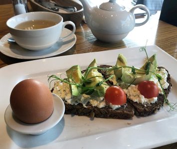 Frühstück im Zuckergoscherl in Wien