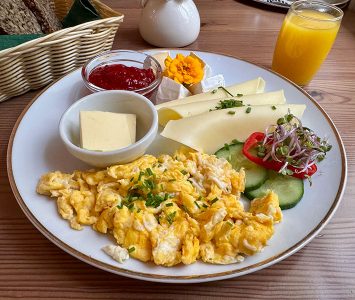 Frühstück im Café Grüner Salon in Wien