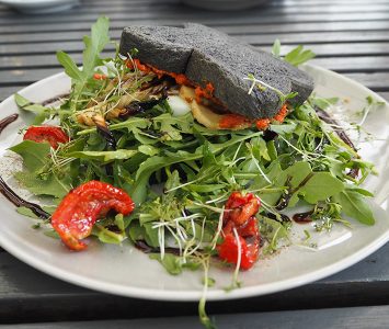 Frühstück bei Pöhl & Mayr am Kutschkermarkt in Wien