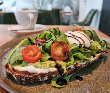 Frühstück im Café Friedl in Wien