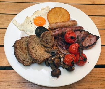 Frühstück im The Long Hall in Wien