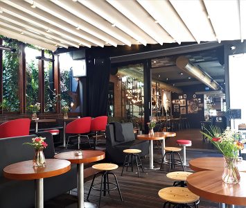 Frühstück im TESLA Coffee & Concept in Wien