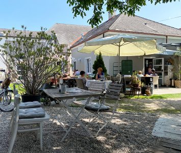 Frühstück im Ladencafé Pomale in Felixdorf
