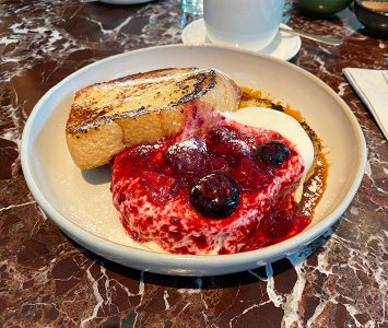Frühstück im Chez Bernard in Wien