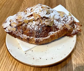 Frühstück im L'Amour du Pain in Wien
