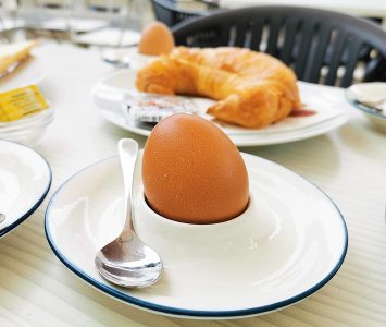 Frühstück in der Bäckerei Faly in Traiskirchen