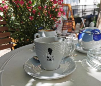 Frühstück im Liebling im Volkstheater in Wien