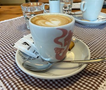 Frühstück im Café KunstWerk in St. Veit an der Triesting