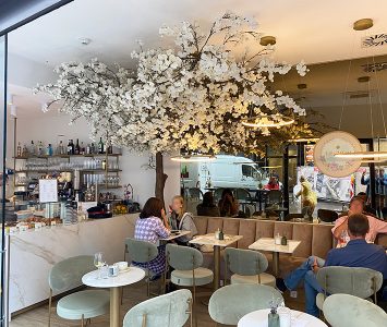 Frühstück im Le Cheri in Wien