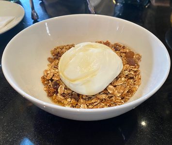 Frühstück im Café im KHM in Wien