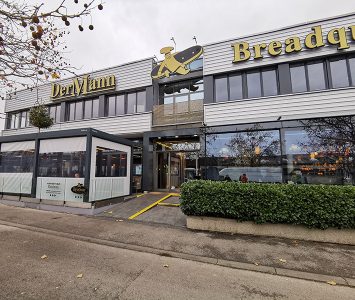 Frühstück in der Bäckerei Der Mann in Wien