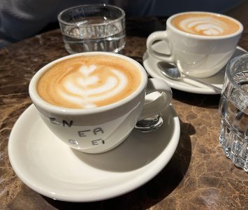 Frühstück im Goldener Papagei in Wien