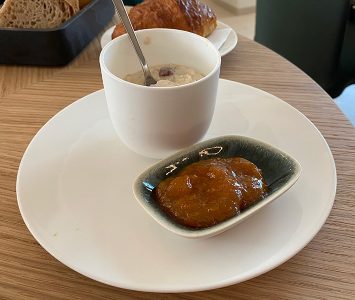 Frühstück im Kelsen Bistro im Parlament in Wien