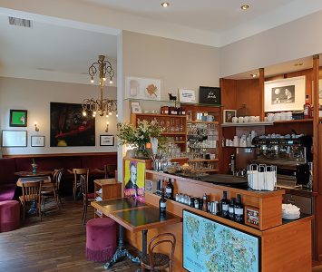 Frühstück im Café Mayer in Wien