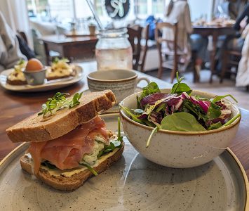 Frühstück im Kaffeeamt in Wien