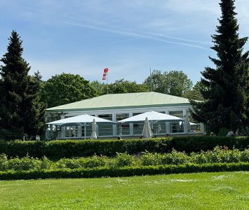 Frühstück im Café Pavillon Schönbrunn in Wien