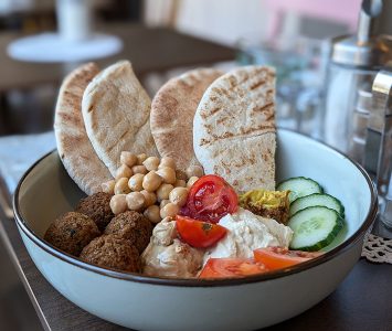 Frühstück in Kulhanek's Kaffeehaus in Laxenburg