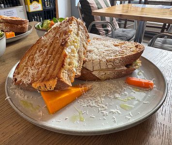 Frühstück im Café Essenz in Wien
