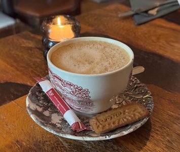Frühstück im Caffè Altenberg in Wien
