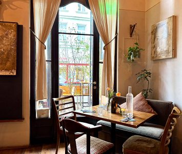 Frühstück im Caffè Altenberg in Wien