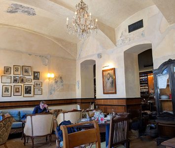 Frühstück im Kaffee Kunze in Wien