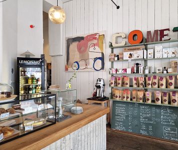 Frühstück im Café Comet in Wien