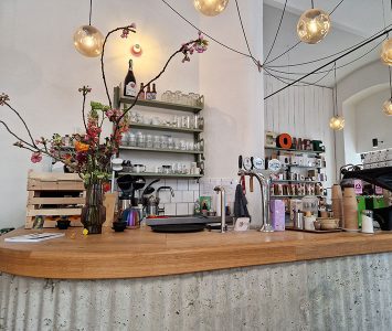 Frühstück im Café Comet in Wien