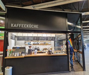 Frühstück in der Kaffeeküche in Wien